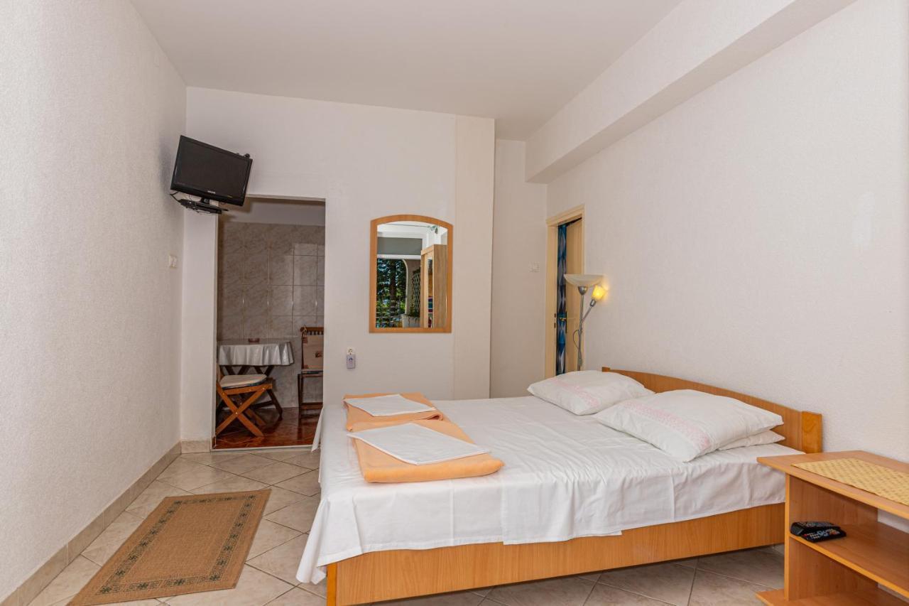 Apartmani Loki Драмаль Экстерьер фото